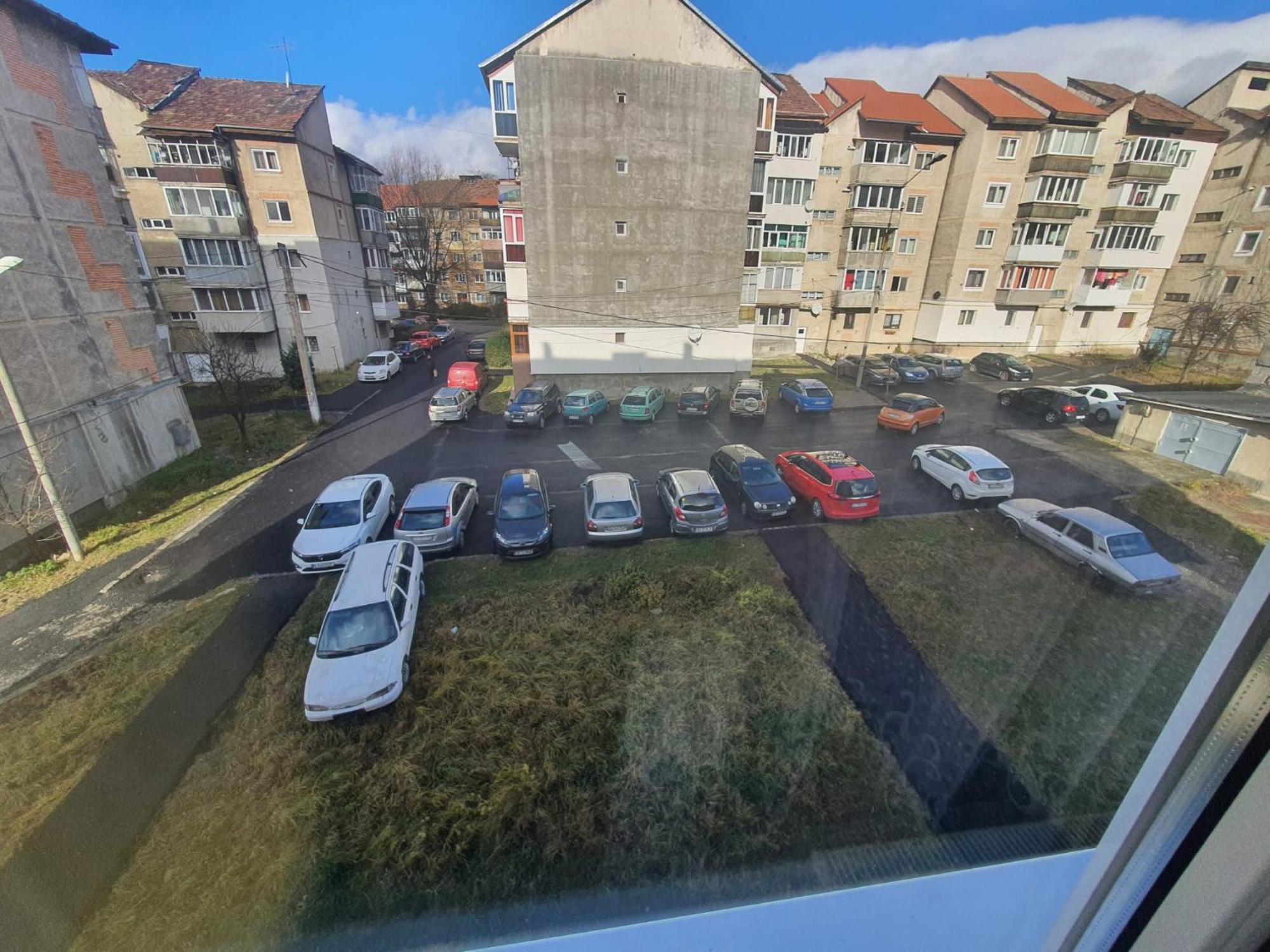 Near Center Apartment Petroşani Exterior foto